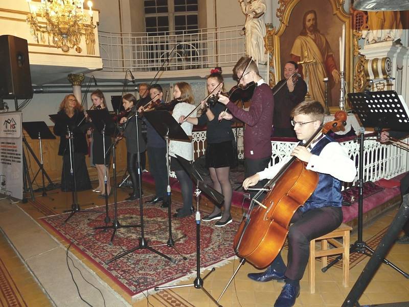 Předvánoční koncert s Jiřím Erlebachem v Havířově.