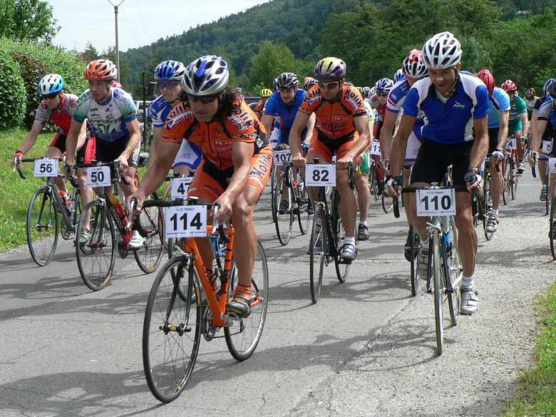 Závodu Tour de Javorový, který je čtvrtým kolem seriálu, se zúčastnilo 120 cyklistů.  