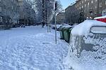 Sníh v ulicích Havířova v pátek 10. prosince 2021.