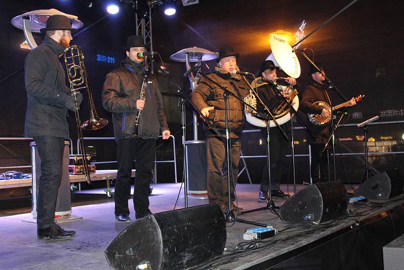 Vánoční městečko v Havířově - Stanley´s Street Dixie Band.