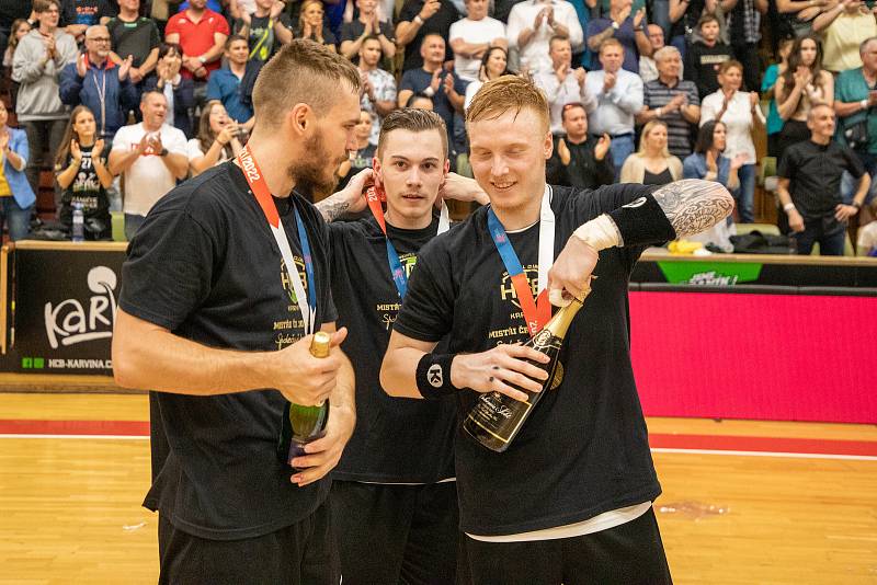 Finále play off házenkářské extraligy mužů - 5. zápas: Karviná - Talent tým Plzeňského kraje, 29. května 2022, Karviná.