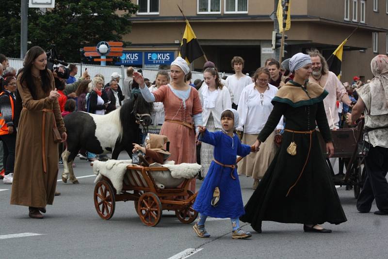 Květinové korzo slavnosti Havířov v květech 2015. 