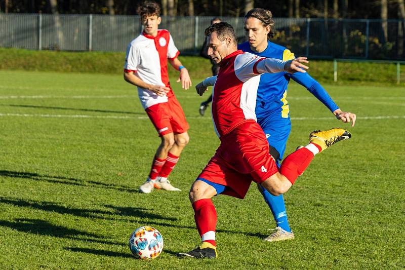 Zápas 16. kola krajského přeboru Slavia Orlová - Český Těšín 1:2.