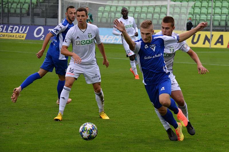 Karvinští fotbalisté překvapivě vypadli s druholigovou Vlašimí.