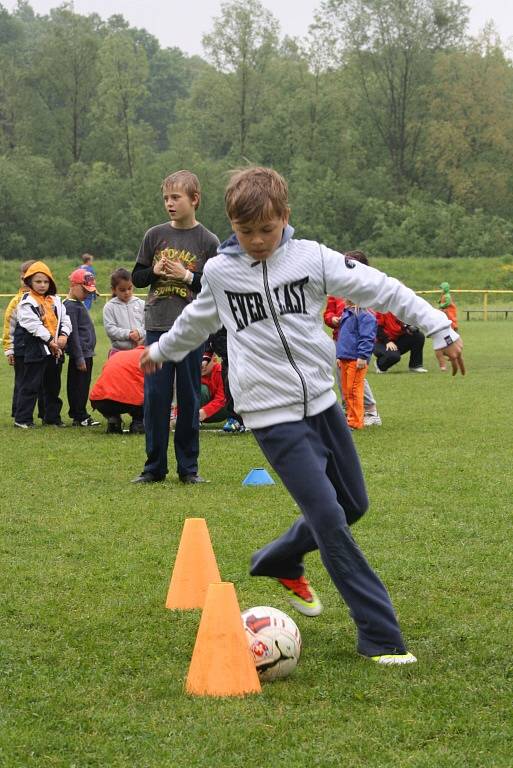 Náborová akce fotbalového klubu ČSAD Havířov. 