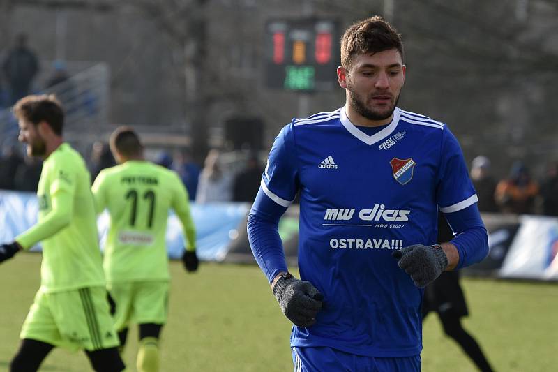 Fotbalové derby Baník Ostrava (modré dresy) - MFK Karviná 1:1.