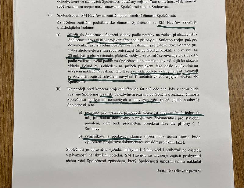 Redakce Deníku má smlouvu Havířova s ČEZ ESCO k dispozici. Na některá ustanovení upozornili na zasedání zastupitelstva jak občané Havířova, tak i opozice.