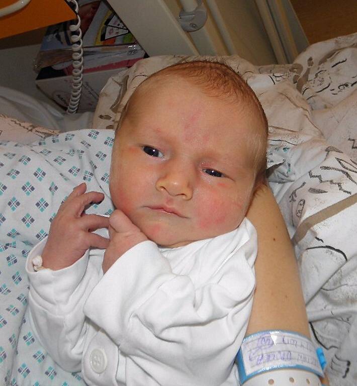 Kristiánek Opolka se narodil 18. dubna mamince Petře Opolkové Kufové z Dolní Lutyně. Po narození miminko vážilo 3380 g a měřilo 51 cm. 
