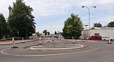 Změna dopravní situace v Karviné-Ráji kvůli opravě ulice Polská způsobuje chaos. Nemálo řidičů nerespektuje zákazy vjezdu. Karviná, 19. června 2023.