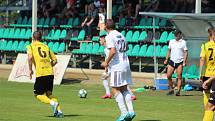 Karvinští (v bílém) zdolali polské Jastrzebie 2:0.