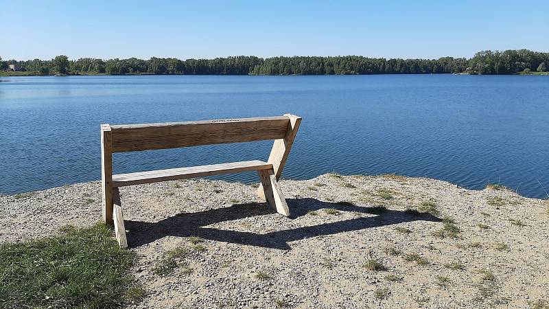 Bohumín-Šunychl. Klidná městská část, kde se rozkládá i Kališovo jezero, centrum letní příměstské rekreace. Kališovo jezero.