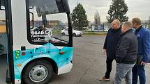 ČSAD Havířov testuje na trase Havířov - Ostrava autobus na vodíkový pohon. Zapůjčený ho má ze Slovenska. Prosinec 2022.