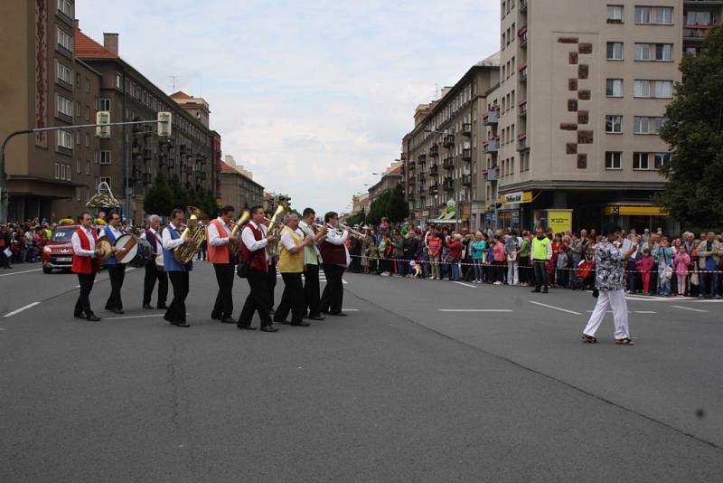 Květinové korzo slavnosti Havířov v květech 2015. 