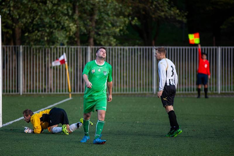 Orlovský Baník Fučík (zelené dresy) přehrál Baník z Rychvaldu 3:2.