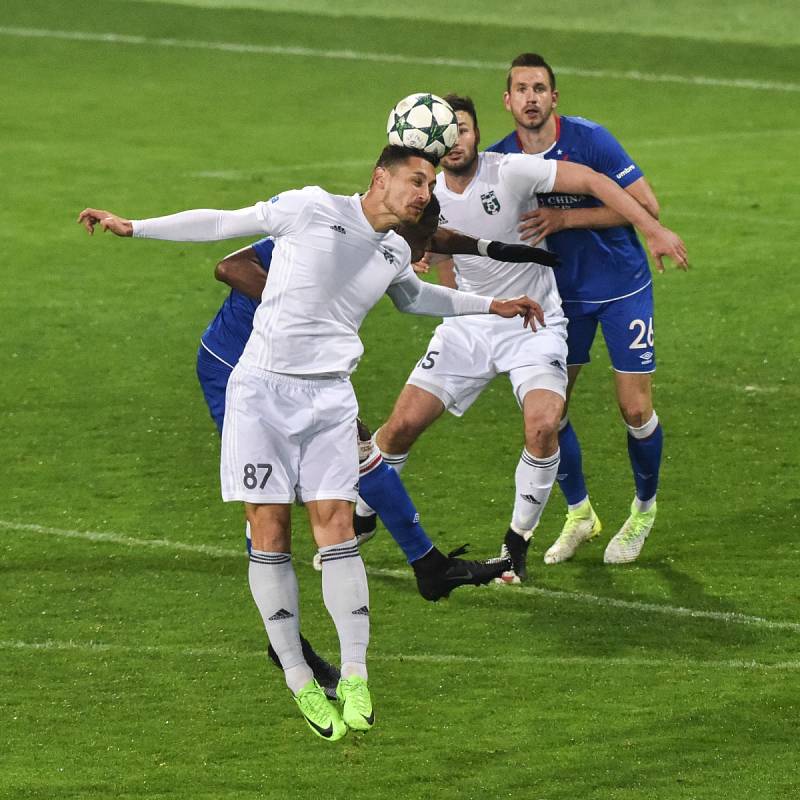 MFK Karviná – Slavia Praha 1:2