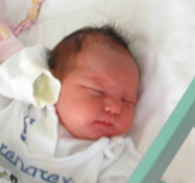 Klaudie Sabo se narodila 4. dubna mamince Šárce Holajnové z Havířova. Po porodu miminko vážilo 3070 g a měřilo 47 cm.
