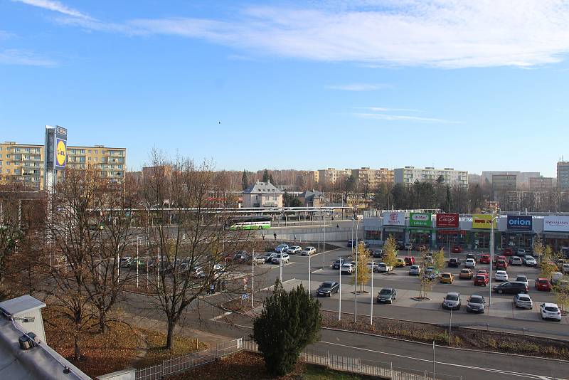 Výhled ze střechy zimního stadionu v Havířově.