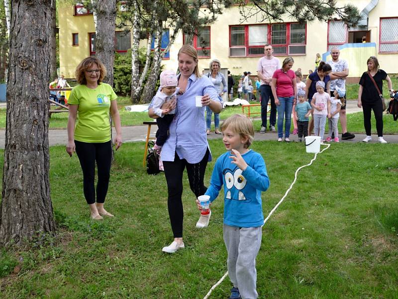 Den země v MŠ Kosmonautů v Havířově.