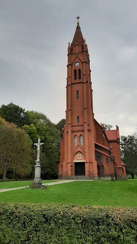 Bohumín-Skřečoň. Kostel Panny Marie Bolestné.