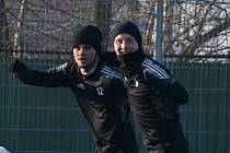 Fotbalisté MFK Karviná B, kteří přezimují v čele MSFL, zahájili přípravu na jaro v pondělí 8. ledna.