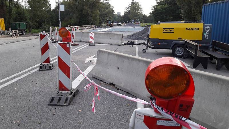 Po více než měsíci budou moc řidiči opět jezdit z Karviné na Ostravu po čtyřproudové silnici směrem k Dolu ČSA.