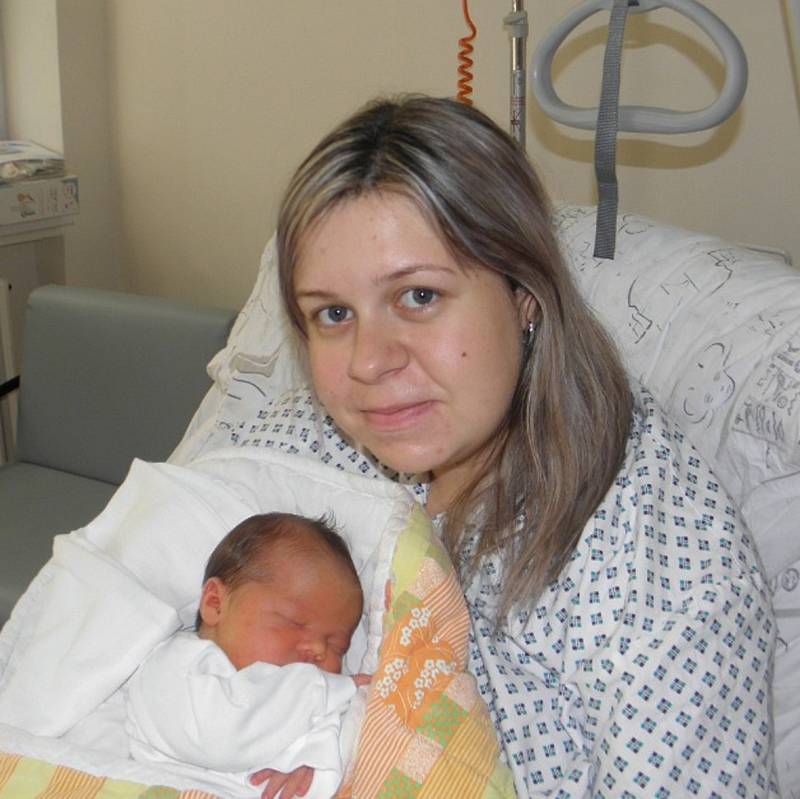 Dominik Ryman se narodil 24. listopadu paní Ivetě Tobolové z Orlové. Po narození miminko vážilo 3780 g a měřil 51 cm.