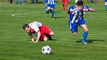 Albrechtice (v modrém) doma přetlačily Orlovou 3:2.