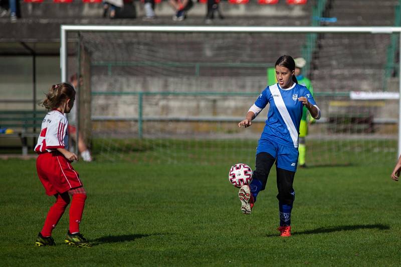 Fotbalový turnaj mladých hráček v Orlové ovládly juniorky MSK.