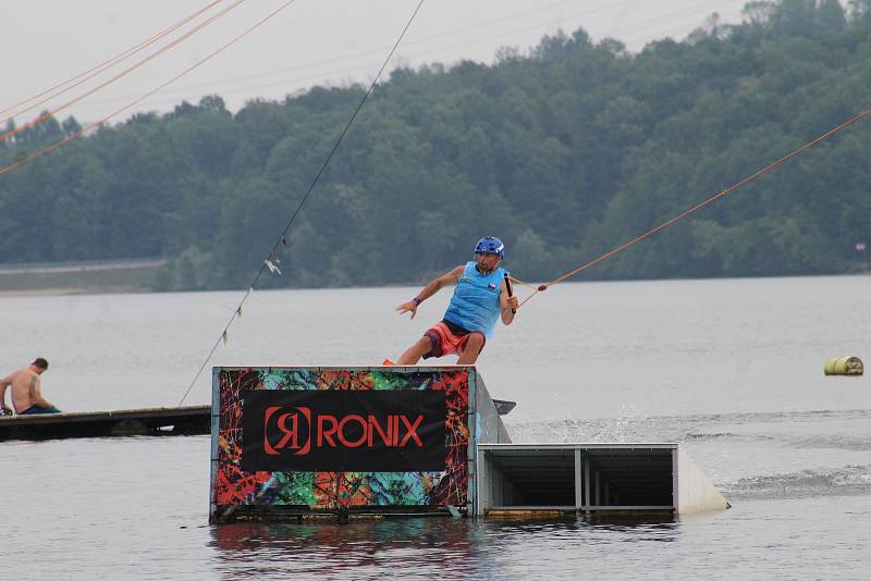 Mezinárodní závody ve wakeboardingu Blackcomb.cz Community Wake Cup, Ski & Wake Park Těrlicko, 17. července 2021.