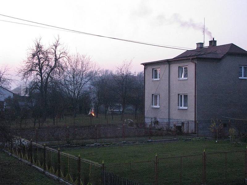 Obyvatelé Věřňovic, nejvíce zaprášené obce v zemi, si vzduch zamořují sami.