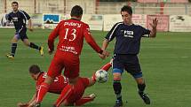 V duelu nováčků přeboru porazily Dětmarovice (v modrém) Jakartovice 2:1.