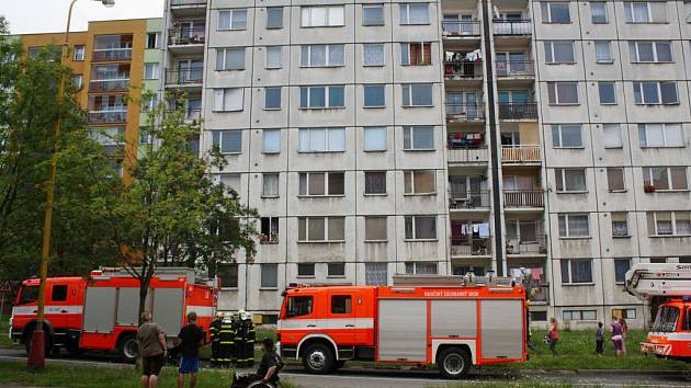 Požár bytu v domě na ulici M. Pujmanové v Havířově-Šumbarku 