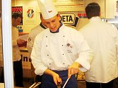 Jakub Kubálek se v mezinárodní konkurenci kuchařů neztratil.