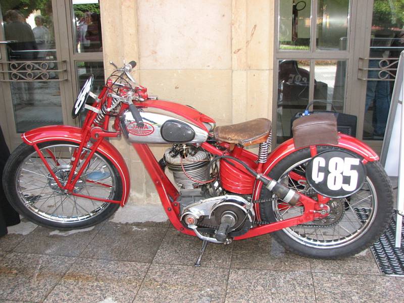 Ukázka historických motocyklů
