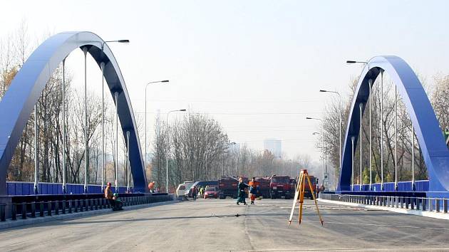 Nový most přes Olši na Ostravské ulici v Karviné