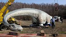 Doubravský Dinopark na Karvinsku má nový přírůstek, obřího Seismosauruse