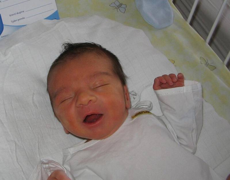 První dítě se narodilo 13. srpna paní Michaele Baloghové ze Stonavy. Malý Lukášek, když přišel na svět, vážil 2960 g a měřil 49 cm.