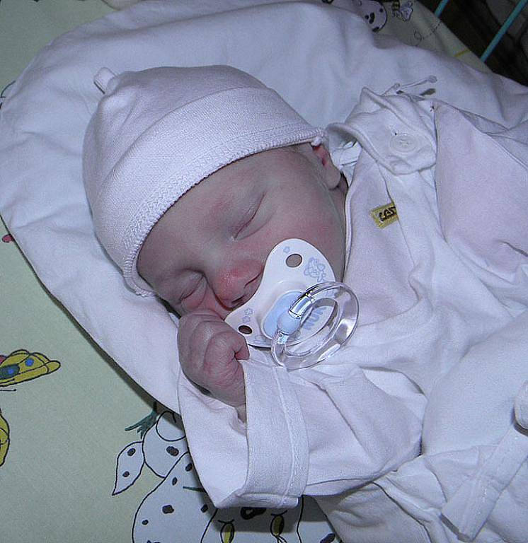 Adámek se narodil 19. ledna paní Andree Gawlowské z Karviné. Porodní váha chlapečka byla 2960 g a míra 49 cm. Sestřička Melánie se na miminko moc těší.