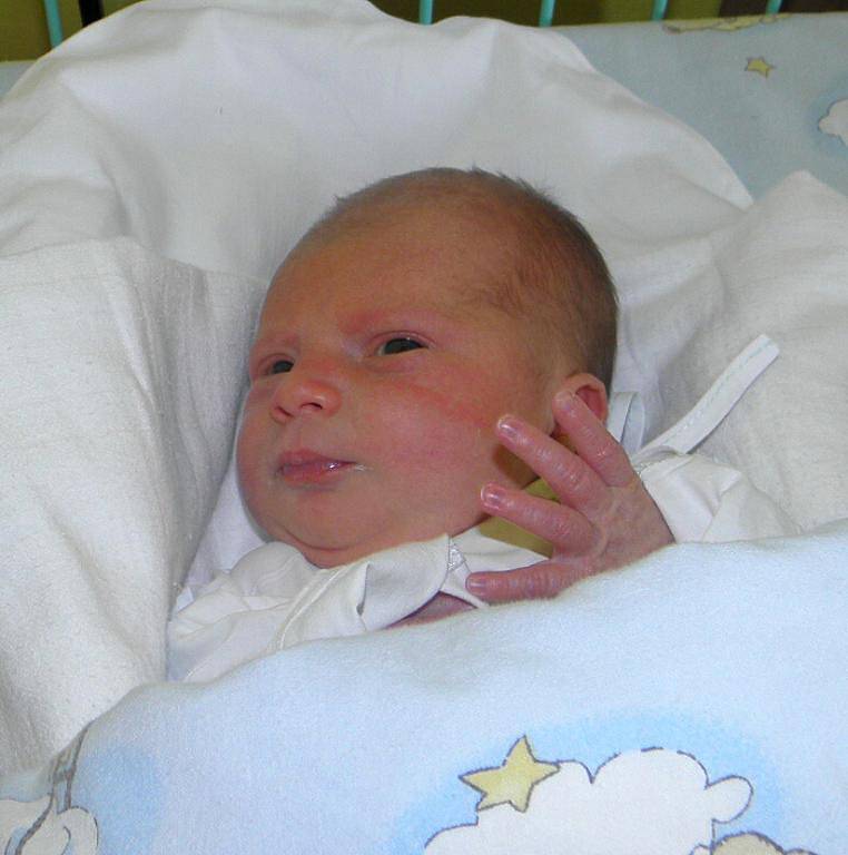 První dítě se narodilo 4. února paní Kamile Kozlíkové z Karviné. Malý Zdeněk Ulrych, když přišel na svět, vážil 3090 g a měřil 49 cm.