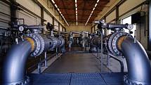Podzemní zásobník plynu v Třanovicích patří mezi šest strategických rezervoárů v České republice, které mají celkovou kapacitu 2,055 mil. kubických metrů zemního plynu. 