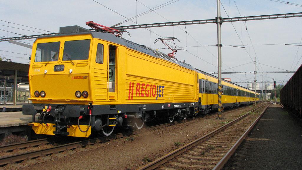 Na kolejích se objevil první žlutý RegioJet - Moravskoslezský deník