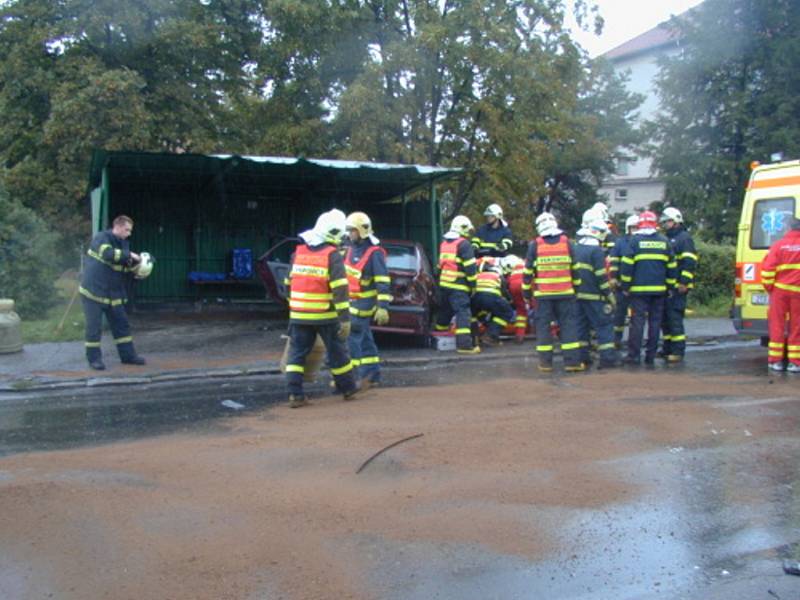 Nehoda dobrovolných hasičů ve Vratimově