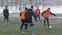 Fotbalisté MFK si na úvodním tréninku zahráli na dvě. Ode dneška již polykají koňské kondiční dávky.