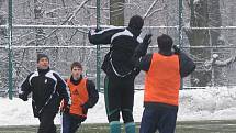 Fotbalisté MFK si na úvodním tréninku zahráli na dvě. Ode dneška již polykají koňské kondiční dávky.