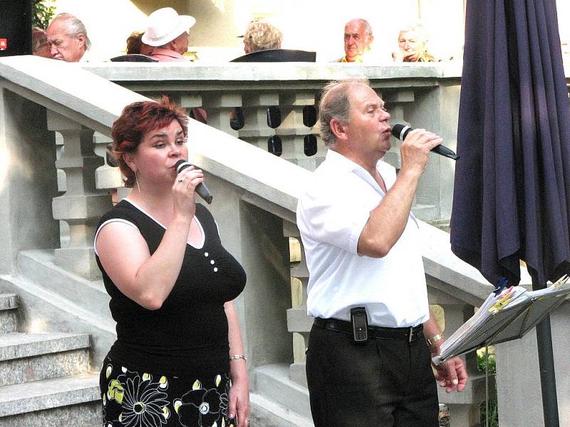 Promenádní koncert v parku u Radosti