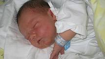 Paní Denise Prunnerové z Českého Těšína se 3. června narodil syn Adámek. Po narození chlapeček vážil 3660 g a měřil 52 cm.
