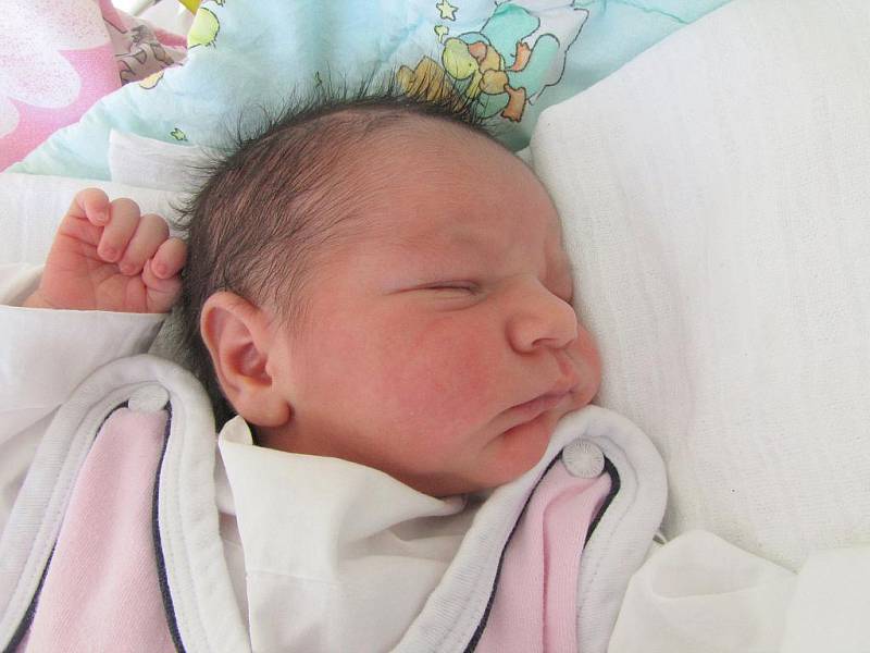 Angelika Gáborová, 8. května 2011, Havířov, váha: 3,10 kg, míra: 49 cm