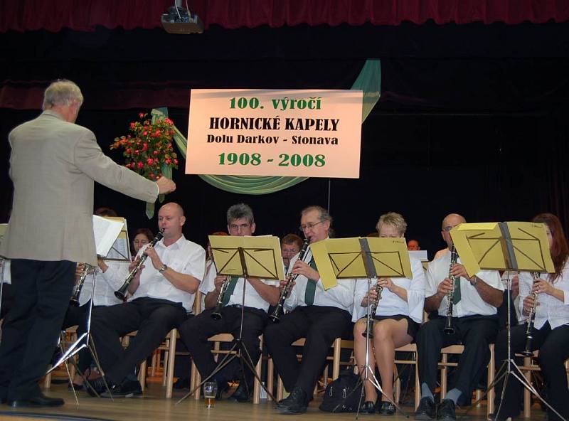 Hornická kapela Dolu Darkov Stonava slavila 100 let