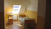 Všechny pokoje havířovského sanatoria jsou vybaveny moderními lůžky s elektricky ovládaným polohováním.