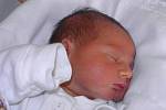 Lukášek Kovalčík je první dítě paní Marie Kovalčíkové z Karviné. Narodil se 3. května a po porodu vážil 2880 g a měřil 49 cm.